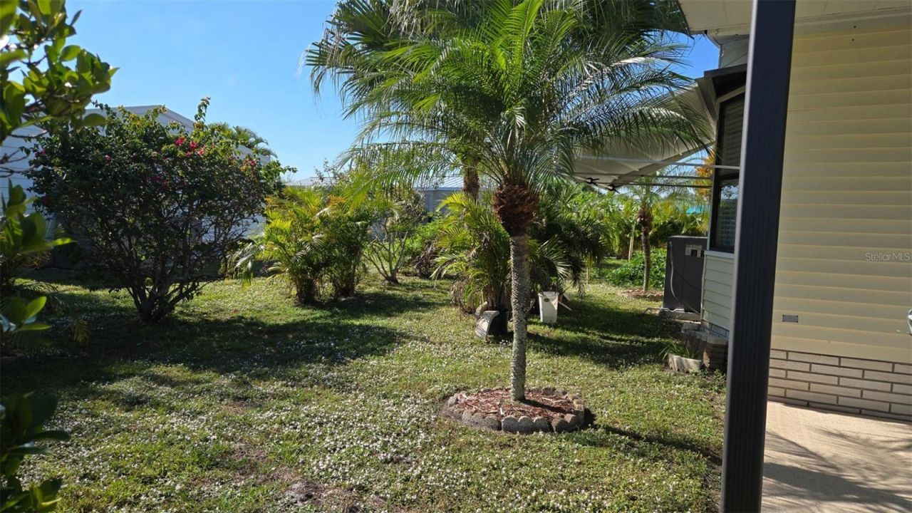 927 Yew Street, Sebastian, FL 32976 Photo