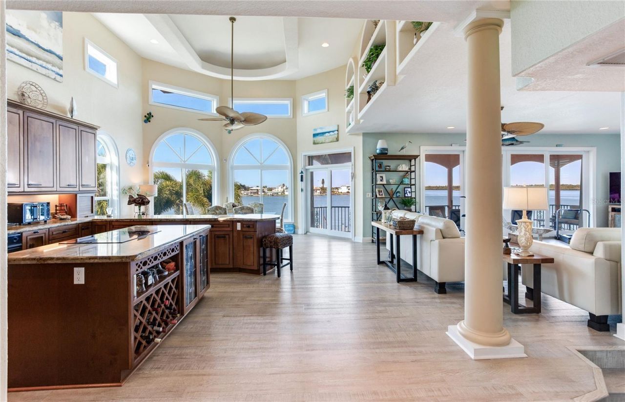 16480 Redington Drive, Redington Beach, FL 33708 Photo