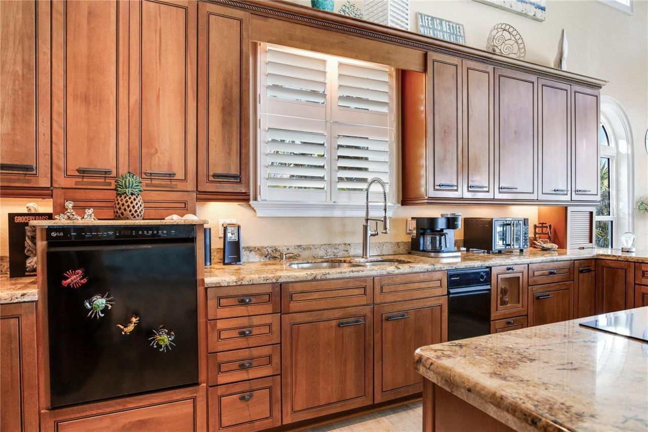 16480 Redington Drive, Redington Beach, FL 33708 Photo