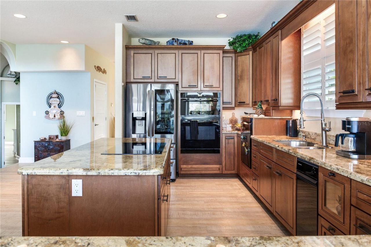 16480 Redington Drive, Redington Beach, FL 33708 Photo