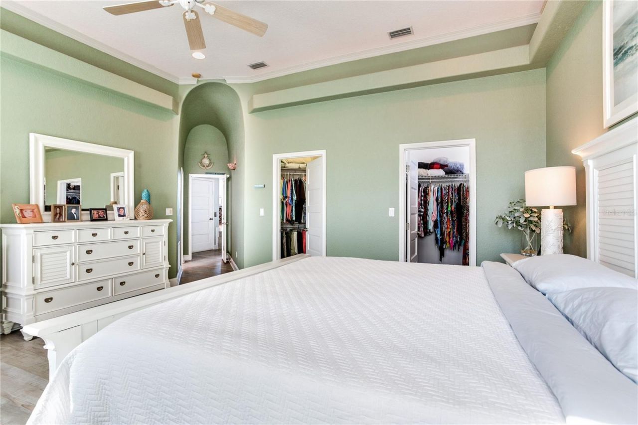 16480 Redington Drive, Redington Beach, FL 33708 Photo