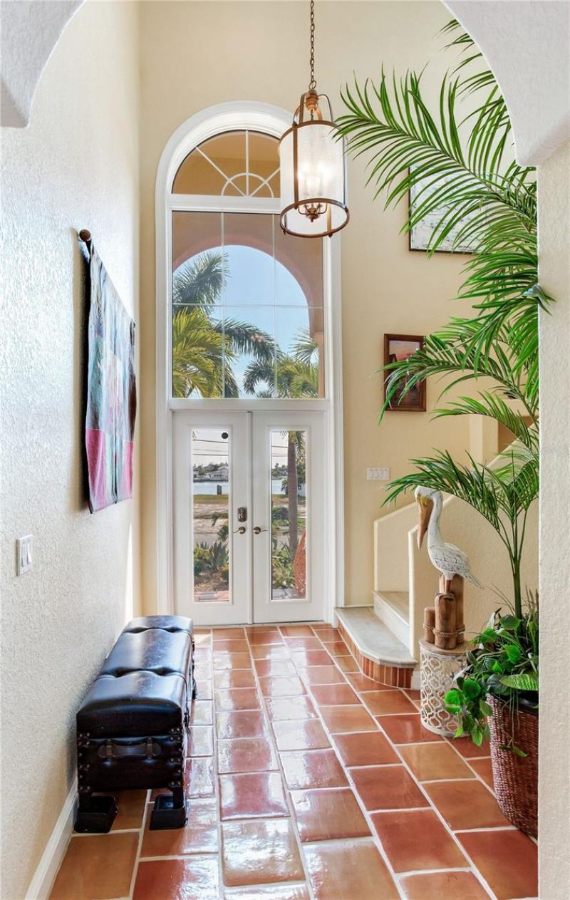 16480 Redington Drive, Redington Beach, FL 33708 Photo