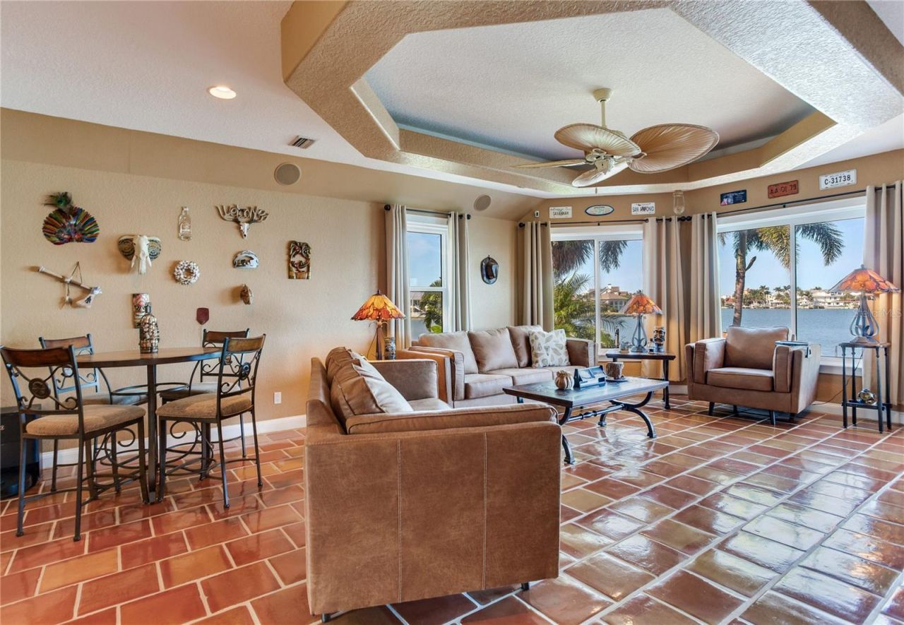 16480 Redington Drive, Redington Beach, FL 33708 Photo