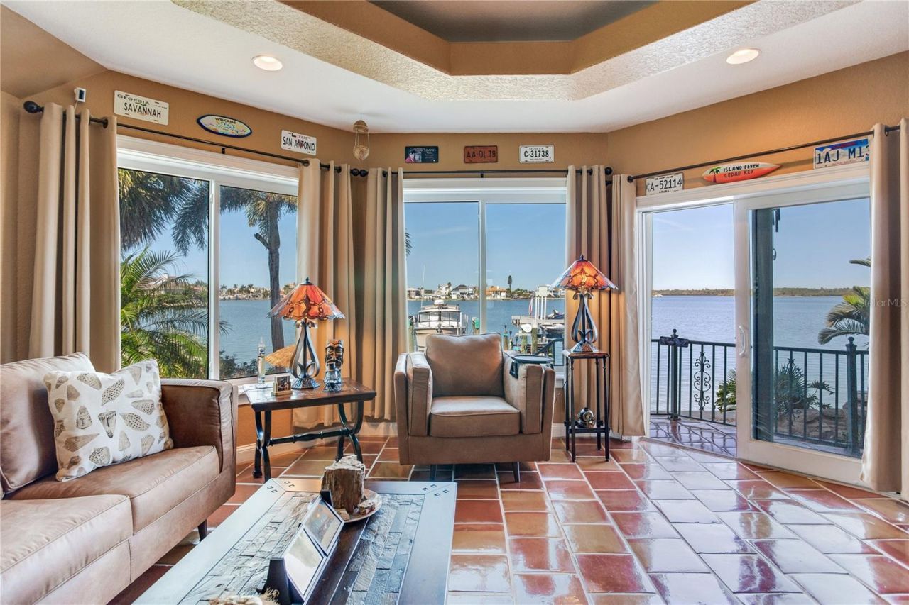 16480 Redington Drive, Redington Beach, FL 33708 Photo