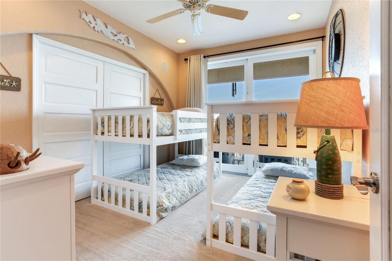 16480 Redington Drive, Redington Beach, FL 33708 Photo