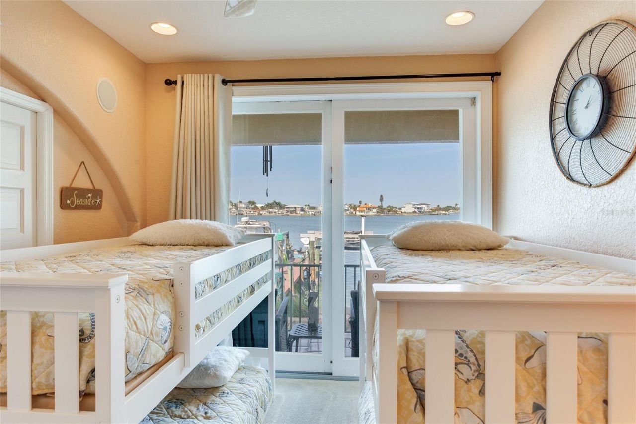 16480 Redington Drive, Redington Beach, FL 33708 Photo