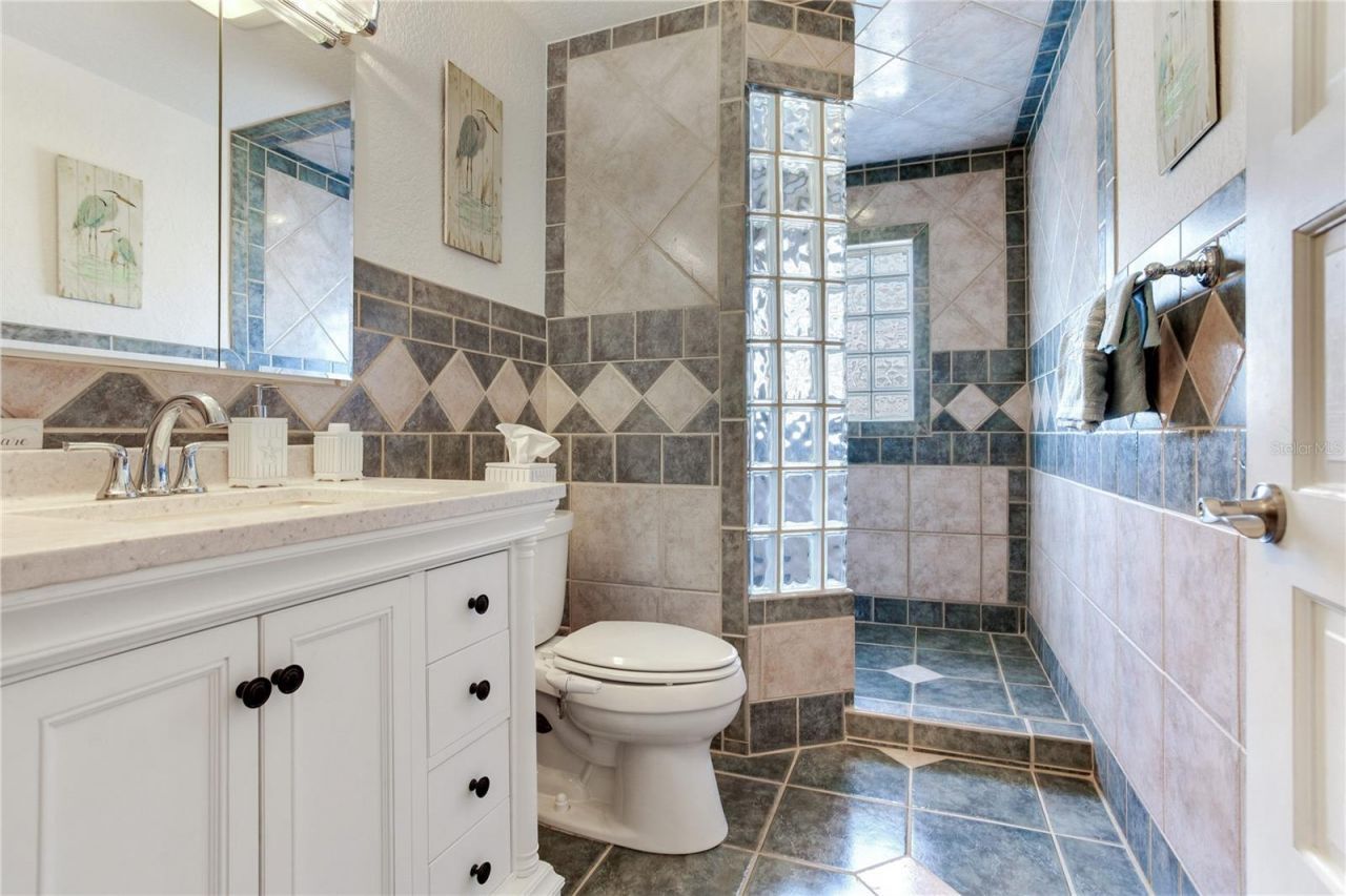 16480 Redington Drive, Redington Beach, FL 33708 Photo