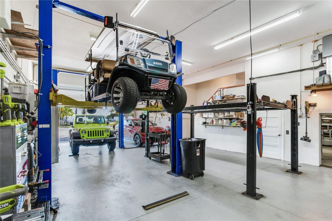 16480 Redington Drive, Redington Beach, FL 33708 Photo