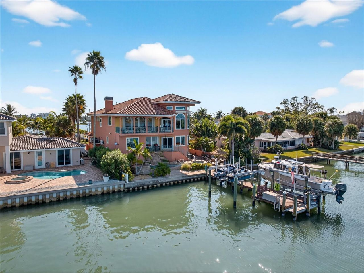 16480 Redington Drive, Redington Beach, FL 33708 Photo