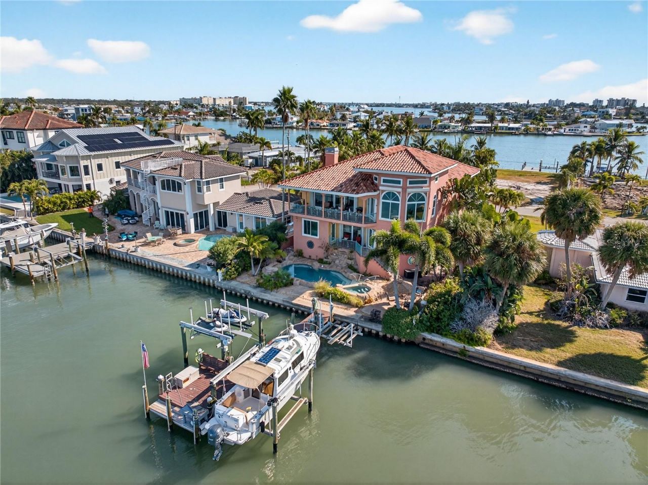 16480 Redington Drive, Redington Beach, FL 33708 Photo