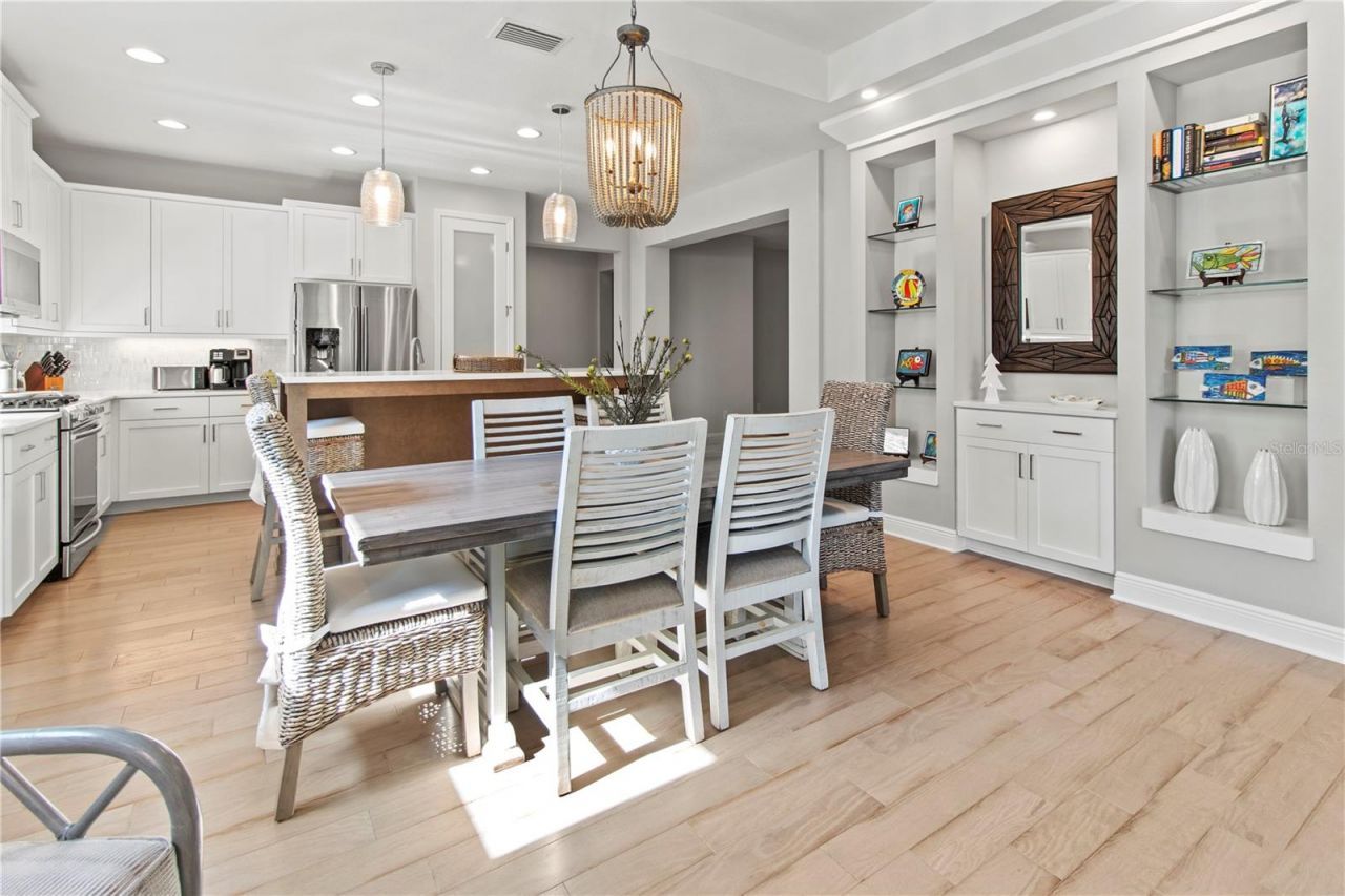 7523 Campus Cove, Sarasota, FL 34243 Photo