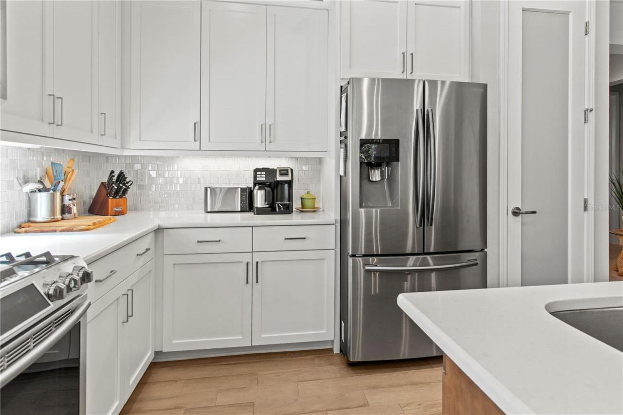 7523 Campus Cove, Sarasota, FL 34243 Photo