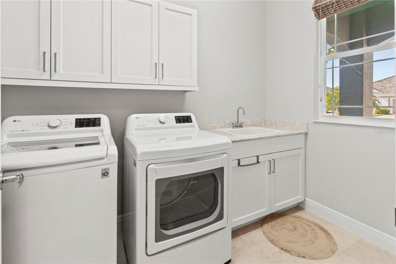 7523 Campus Cove, Sarasota, FL 34243 Photo