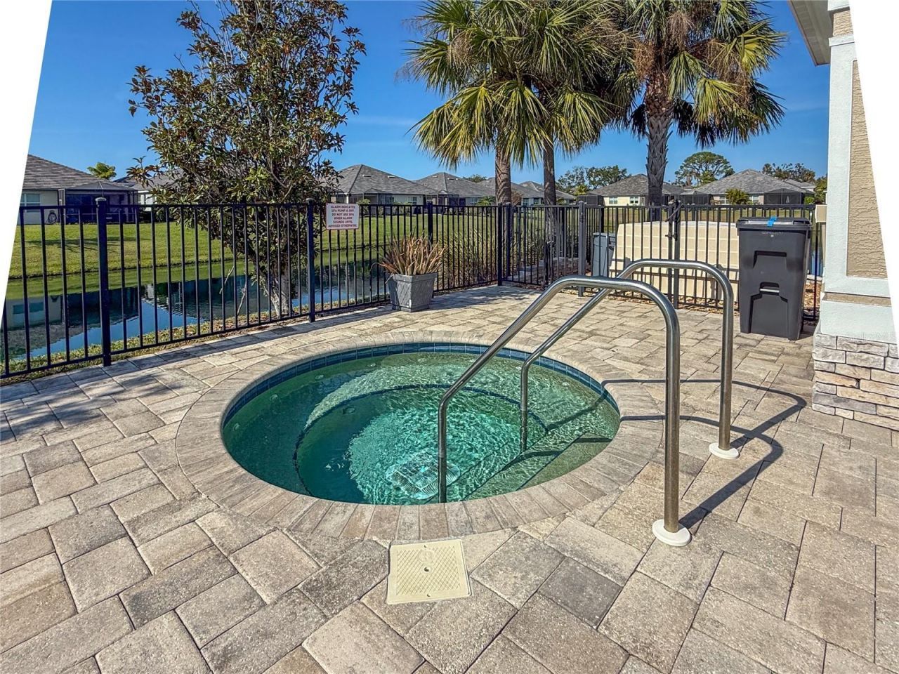 7523 Campus Cove, Sarasota, FL 34243 Photo