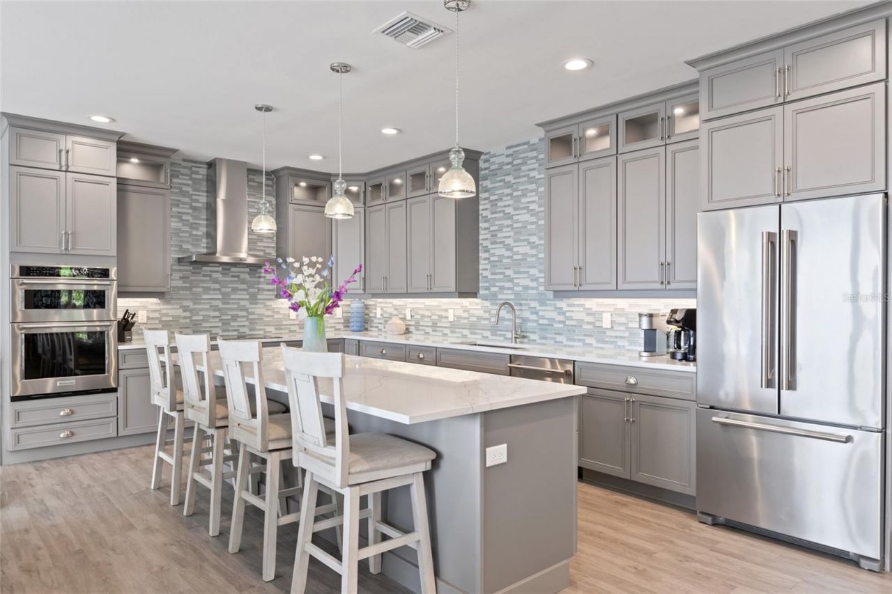 110 Spring Avenue, Anna Maria, FL 34216 Photo