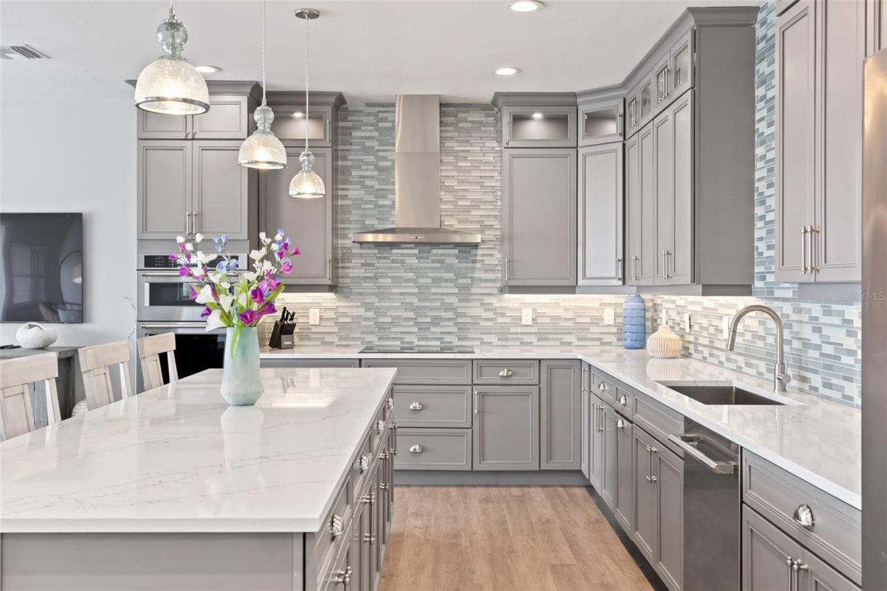 110 Spring Avenue, Anna Maria, FL 34216 Photo