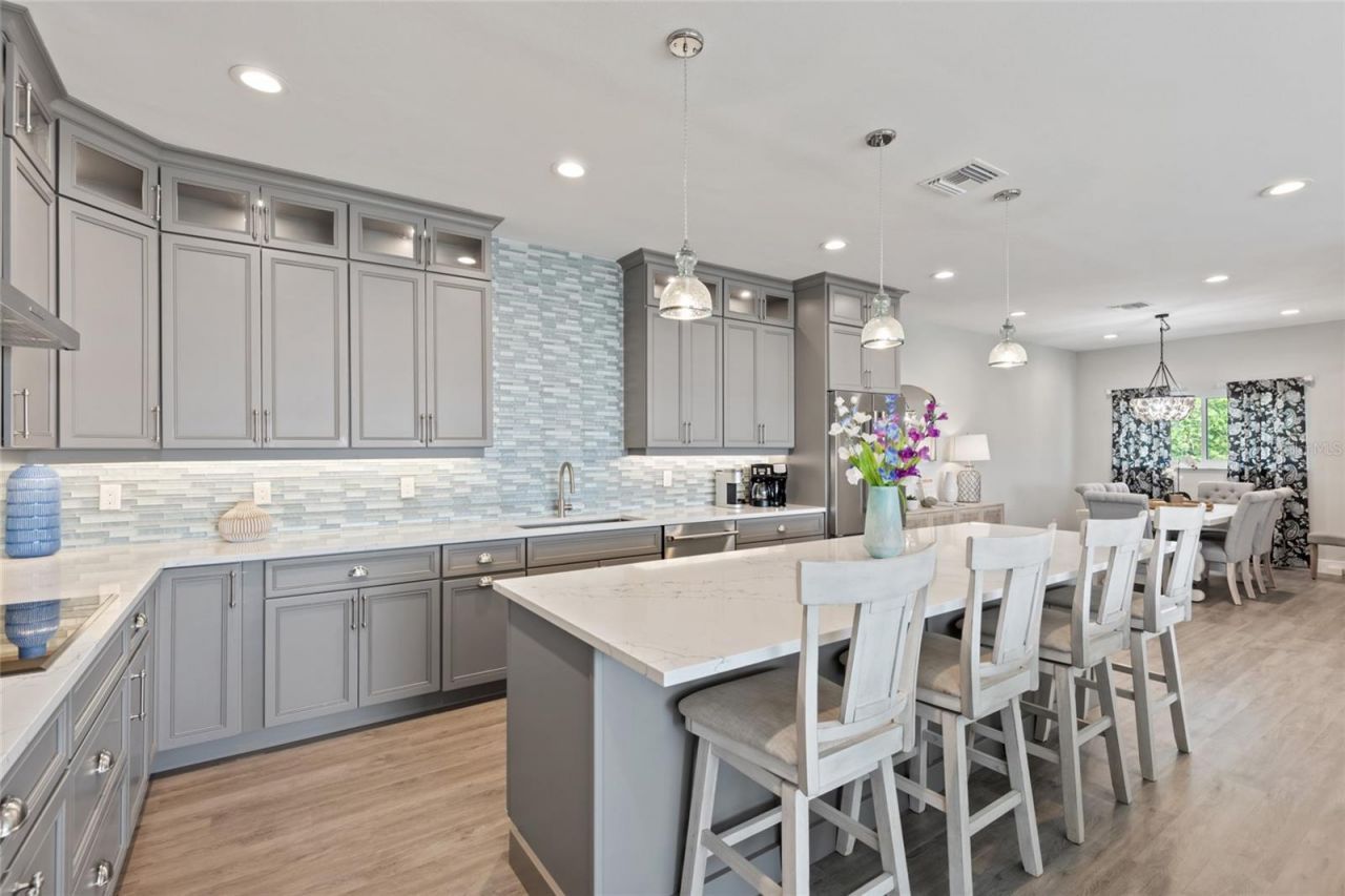 110 Spring Avenue, Anna Maria, FL 34216 Photo