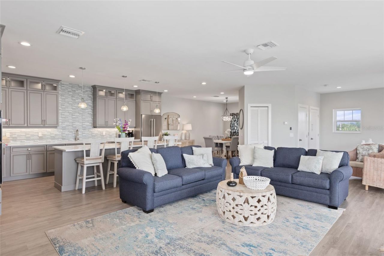 110 Spring Avenue, Anna Maria, FL 34216 Photo