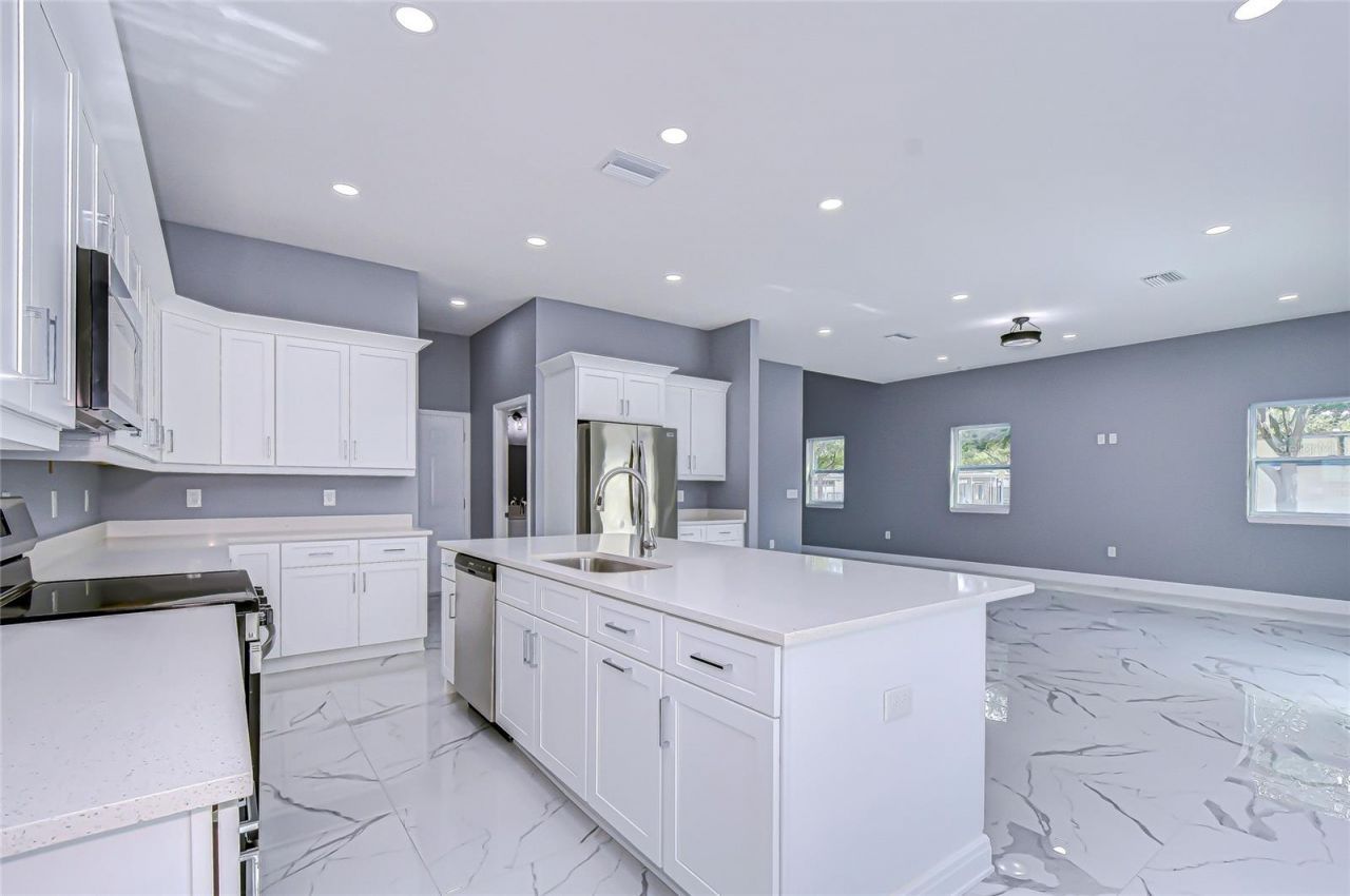 5302 76 Avenue N, Pinellas Park, FL 33781 Photo