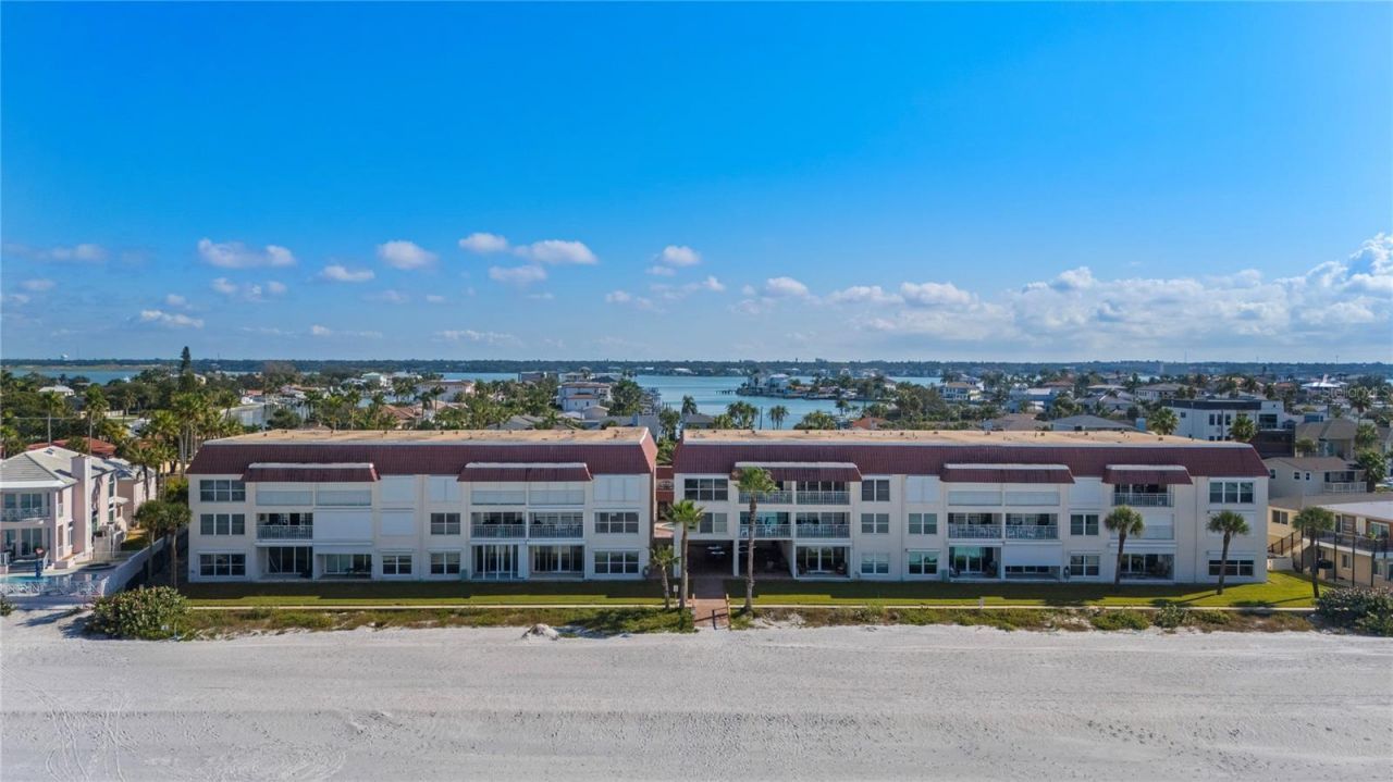 2900 Gulf Boulevard, Unit 201, Belleair Beach, FL 33786 Photo