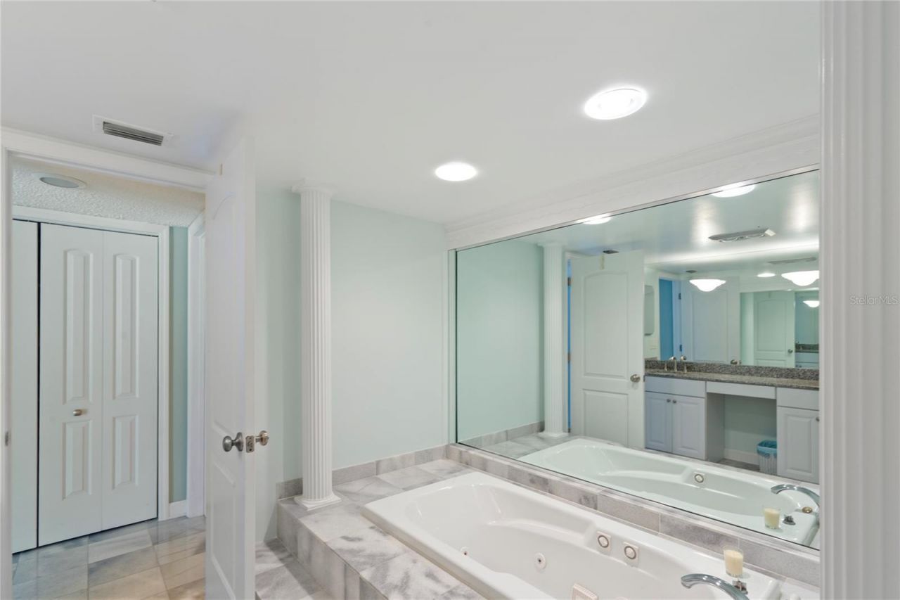 2900 Gulf Boulevard, Unit 201, Belleair Beach, FL 33786 Photo