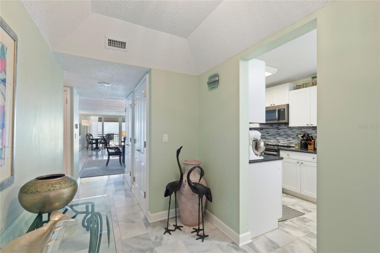 2900 Gulf Boulevard, Unit 201, Belleair Beach, FL 33786 Photo