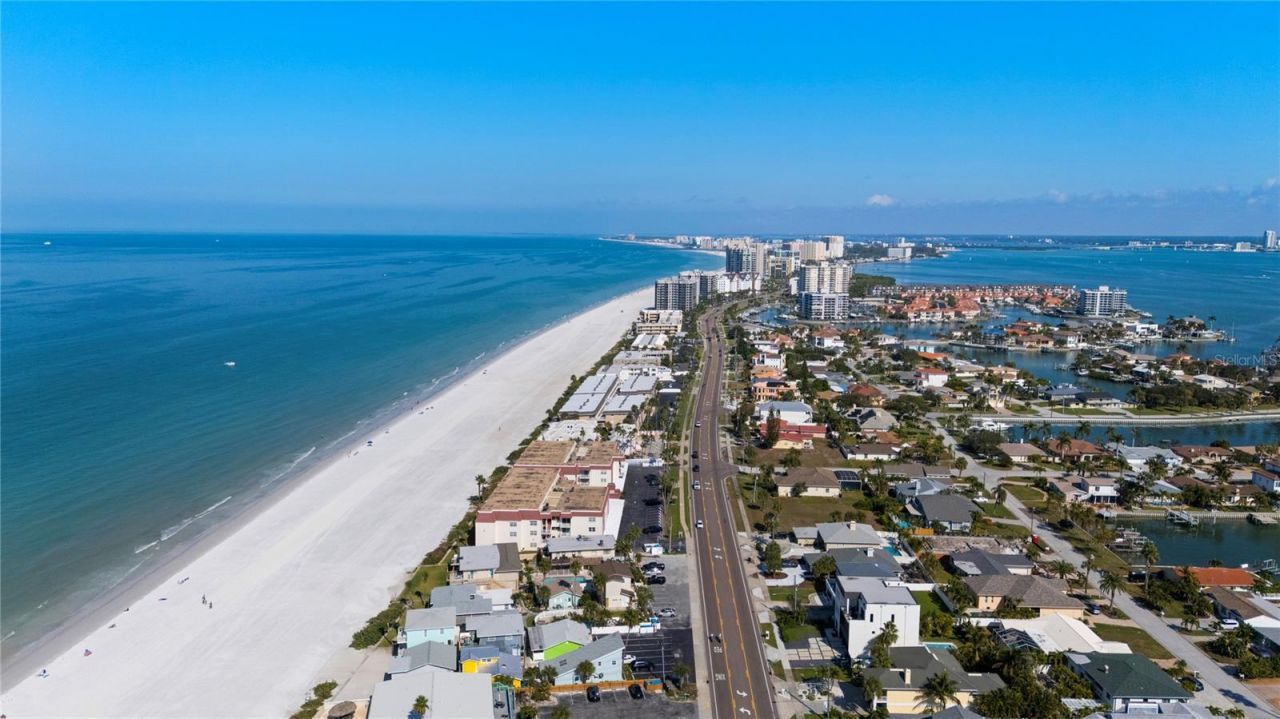 2900 Gulf Boulevard, Unit 201, Belleair Beach, FL 33786 Photo