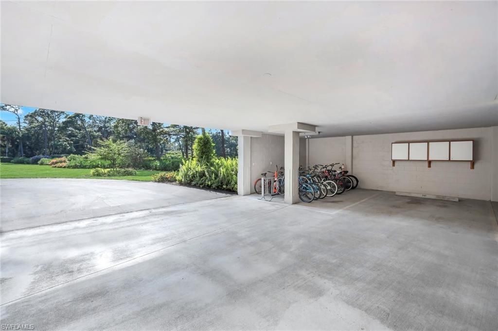 3330 Crossings Ct, Unit 301, Bonita Springs, FL 34134 Photo