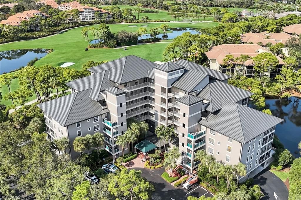 3330 Crossings Ct, Unit 301, Bonita Springs, FL 34134 Photo