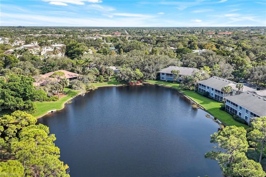3330 Crossings Ct, Unit 301, Bonita Springs, FL 34134 Photo
