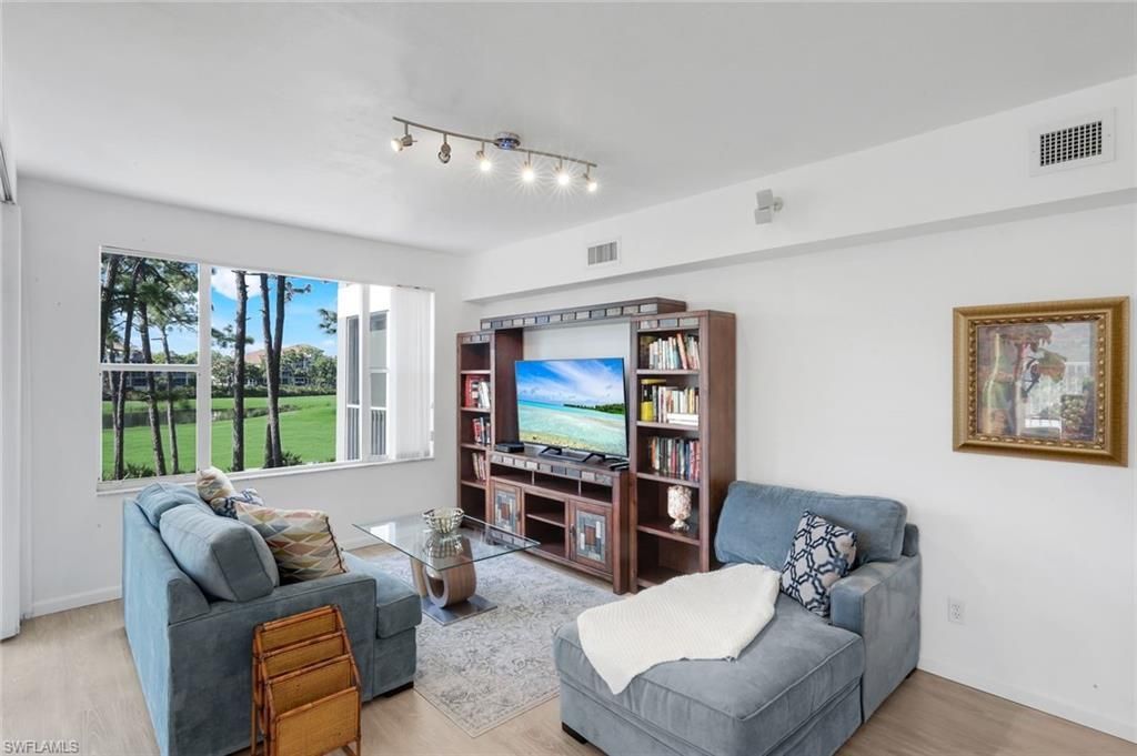 3330 Crossings Ct, Unit 301, Bonita Springs, FL 34134 Photo