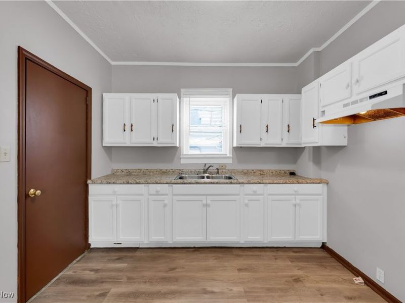 788 E 156th Street, Unit front, Cleveland, OH 44110 Photo 13