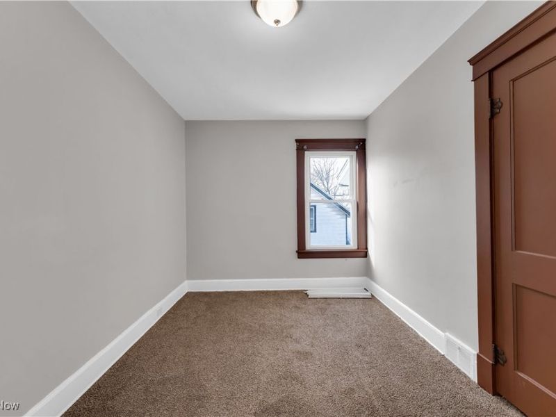 788 E 156th Street, Unit front, Cleveland, OH 44110 Photo 17