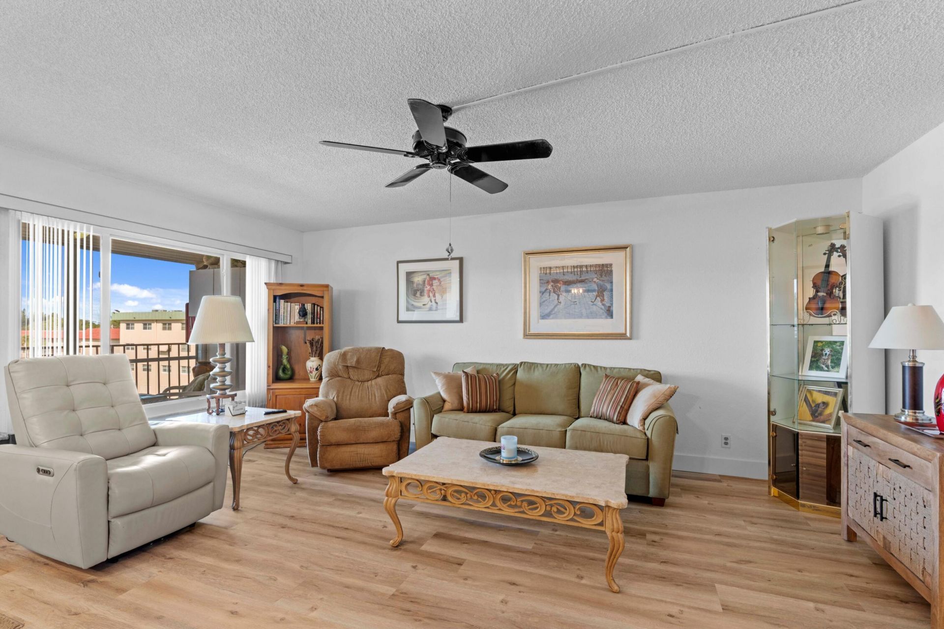 808 SE 7th Street, Unit 405, Deerfield Beach, FL 33441 Photo