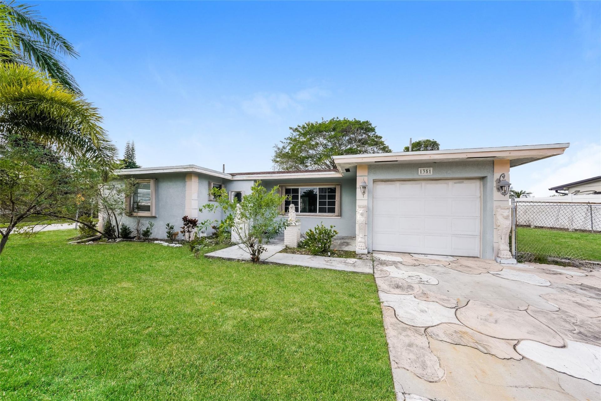 1351 SW 10th Avenue, Deerfield Beach, FL 33441 Main Photo