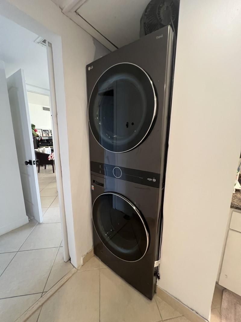 5600 Collins Avenue, Unit 11P, Miami Beach, FL 33140 Photo