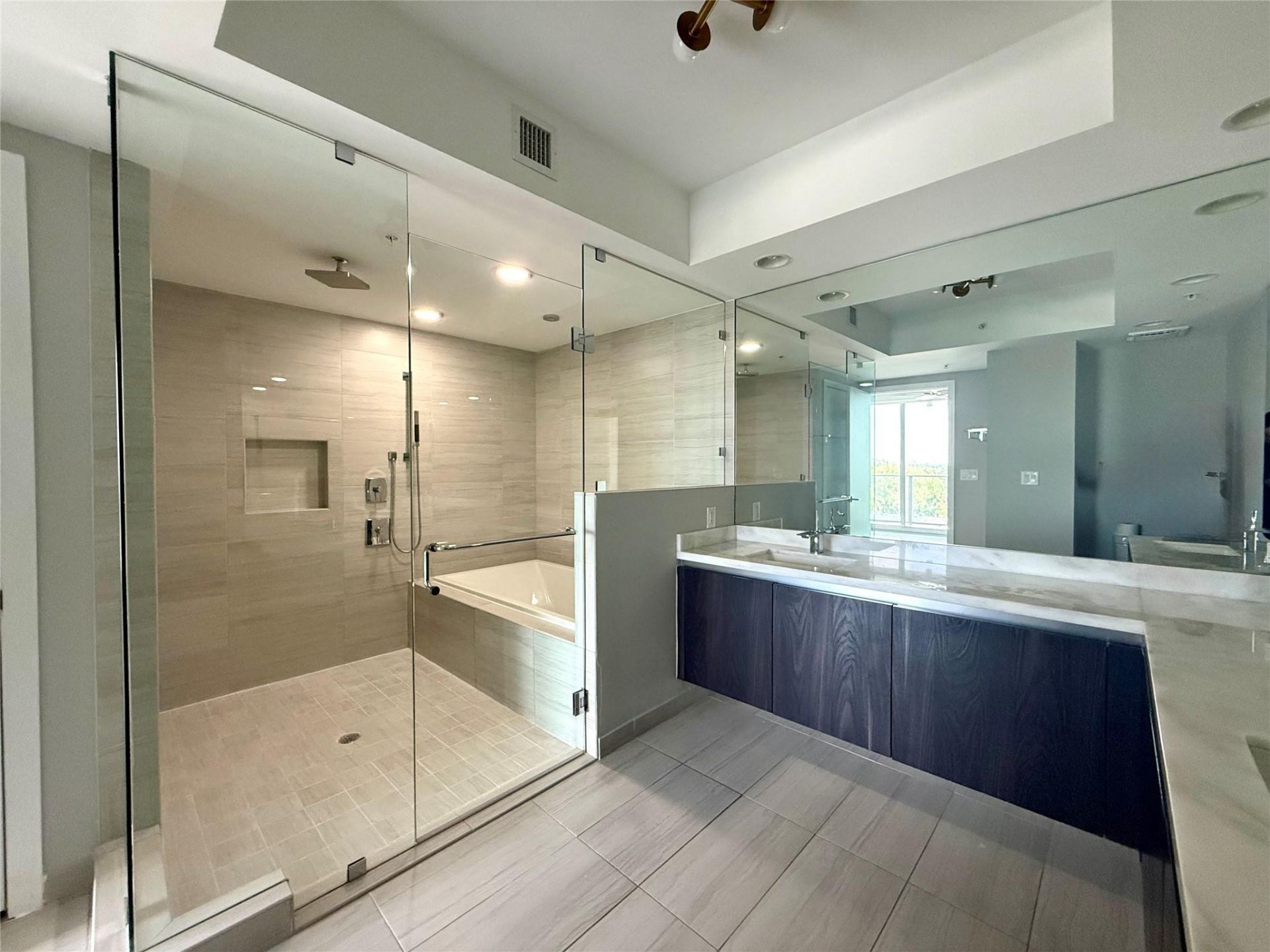 1180 N Federal Highway, Unit 809, Fort Lauderdale, FL 33304 Photo