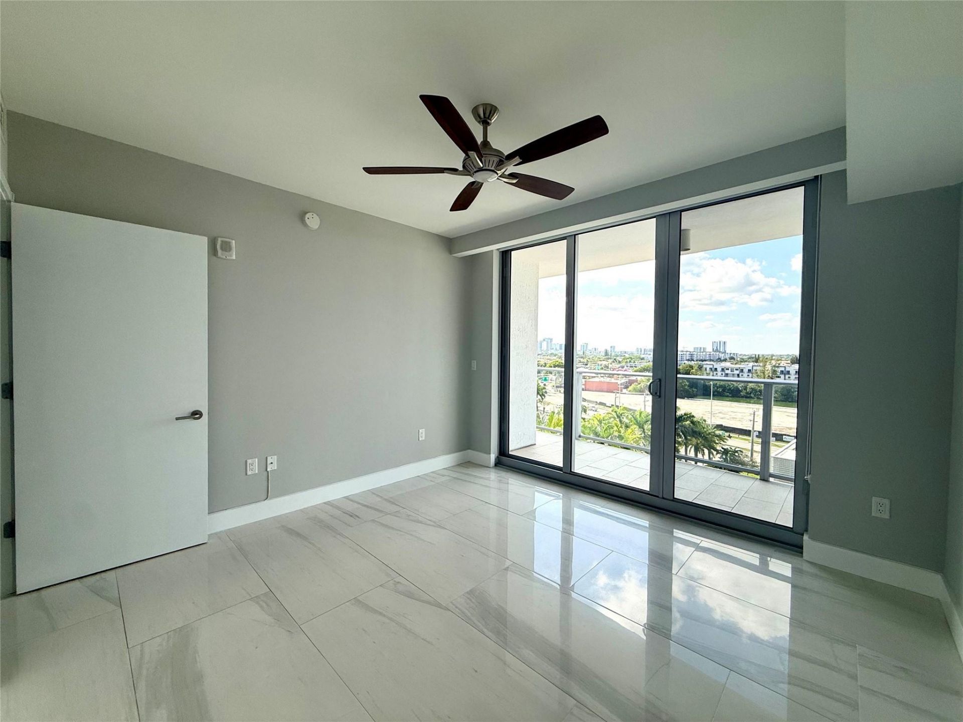 1180 N Federal Highway, Unit 809, Fort Lauderdale, FL 33304 Photo