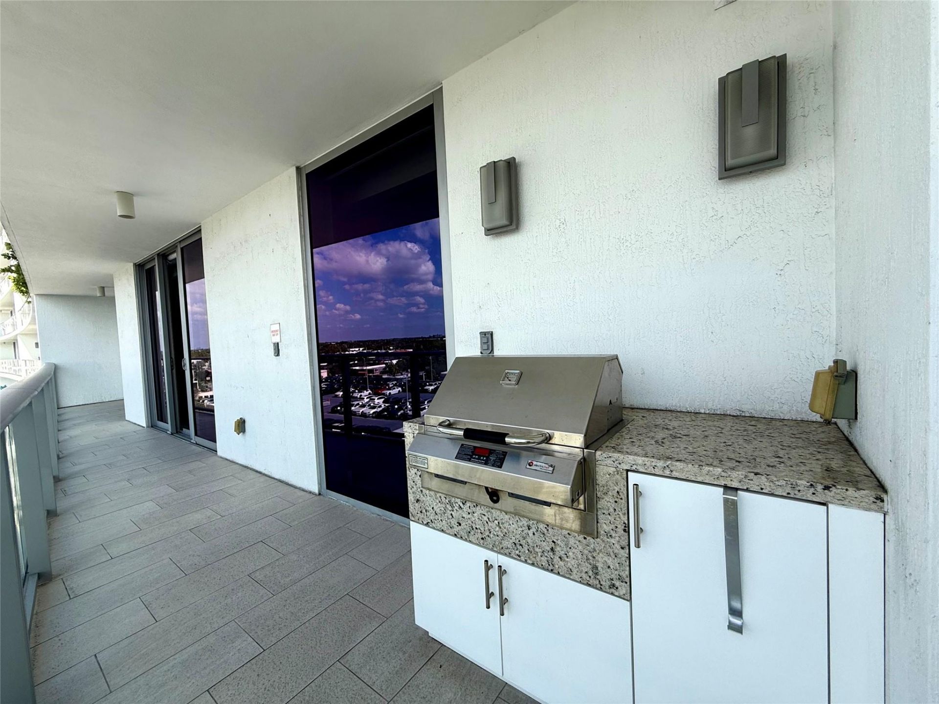 1180 N Federal Highway, Unit 809, Fort Lauderdale, FL 33304 Photo