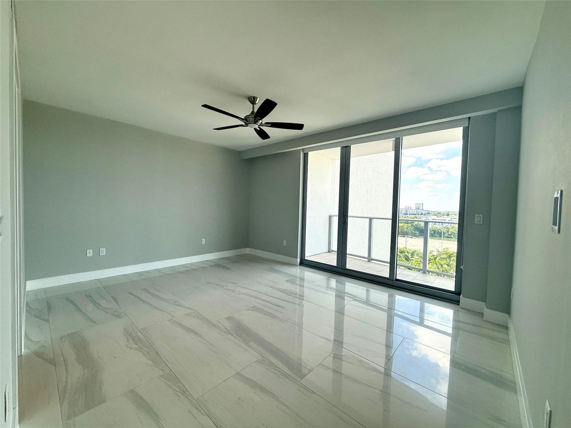 1180 N Federal Highway, Unit 809, Fort Lauderdale, FL 33304 Photo
