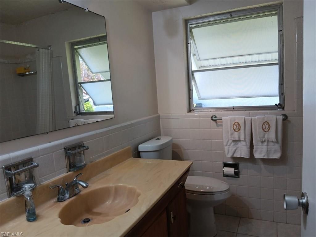 5305 SW 2nd Pl, Cape Coral, FL 33914 Photo