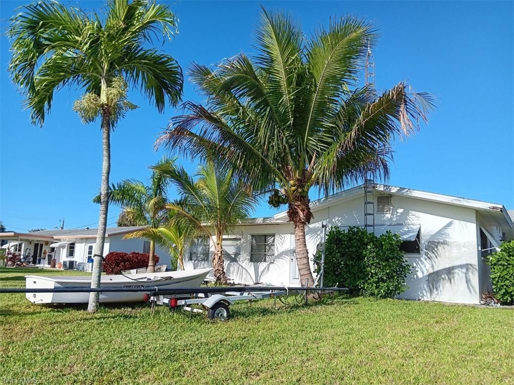 5305 SW 2nd Pl, Cape Coral, FL 33914 Photo