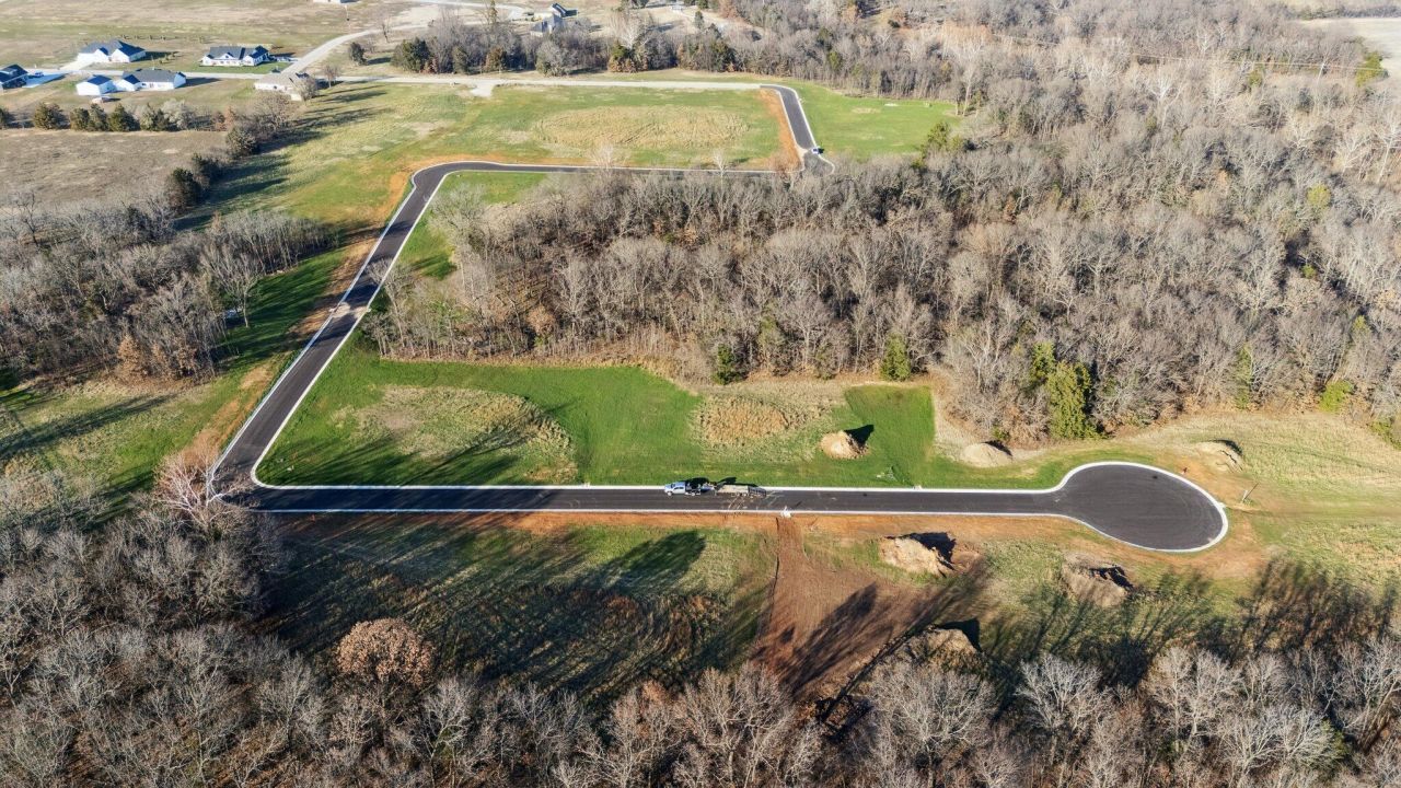 E Highway 137, Fairland, OK 74343 Main Photo