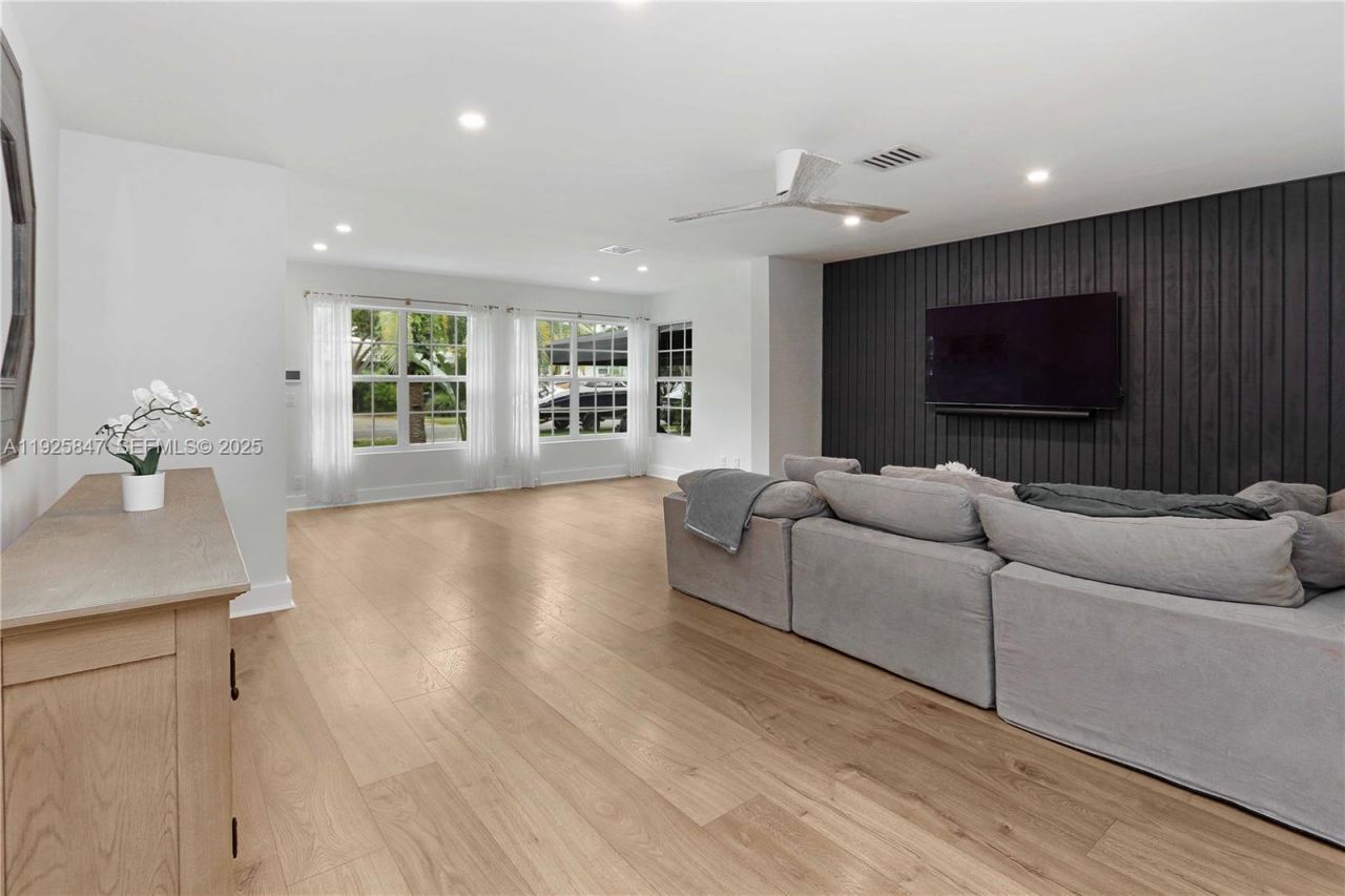 1417 Jackson St, Hollywood, FL 33020 Photo