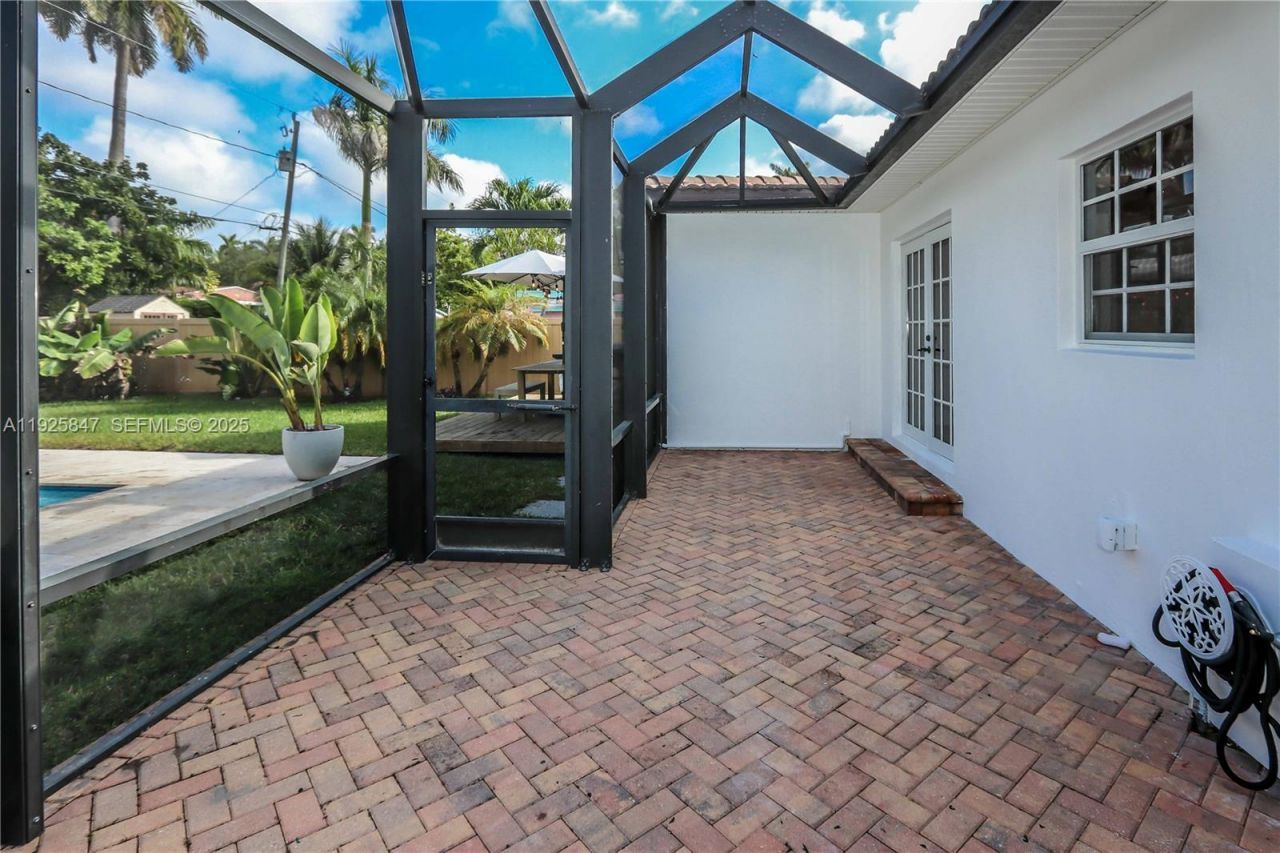 1417 Jackson St, Hollywood, FL 33020 Photo