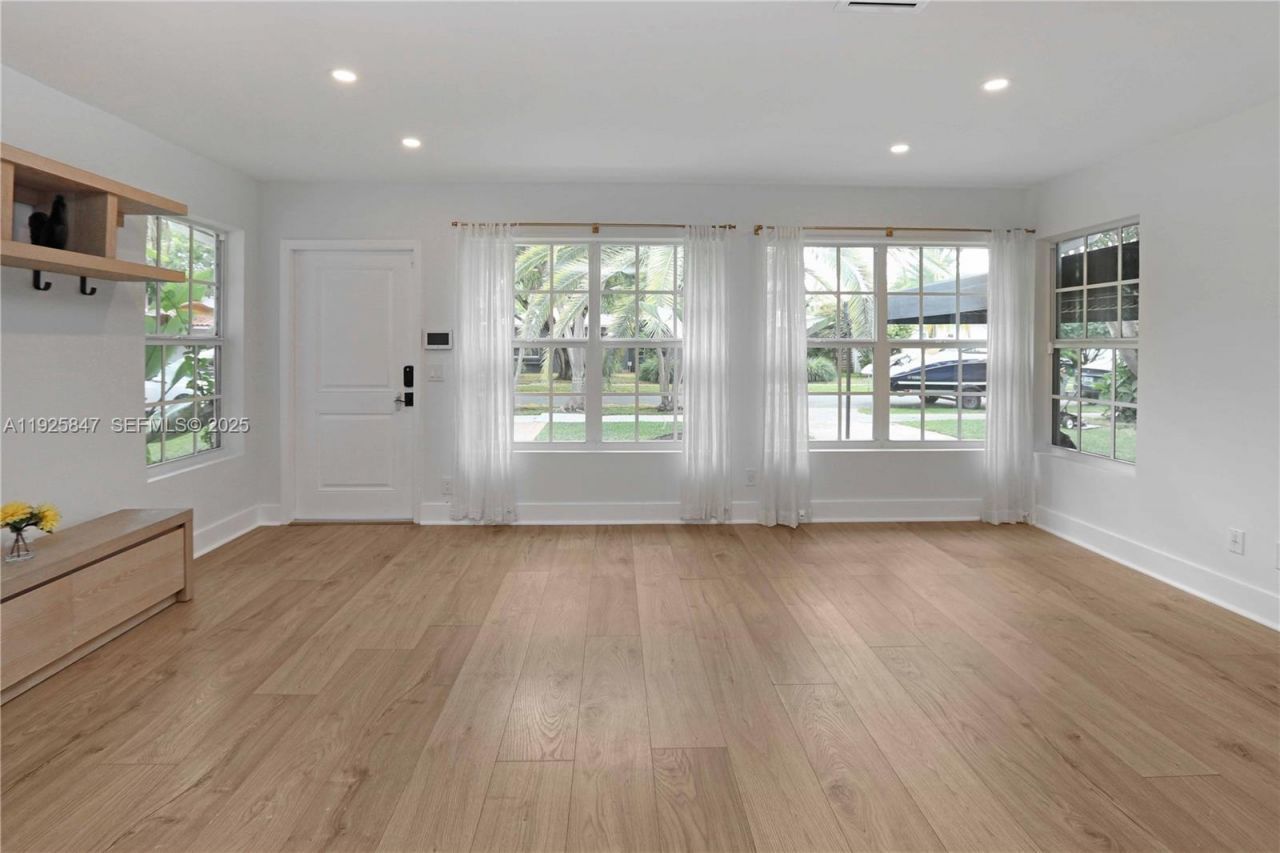 1417 Jackson St, Hollywood, FL 33020 Photo