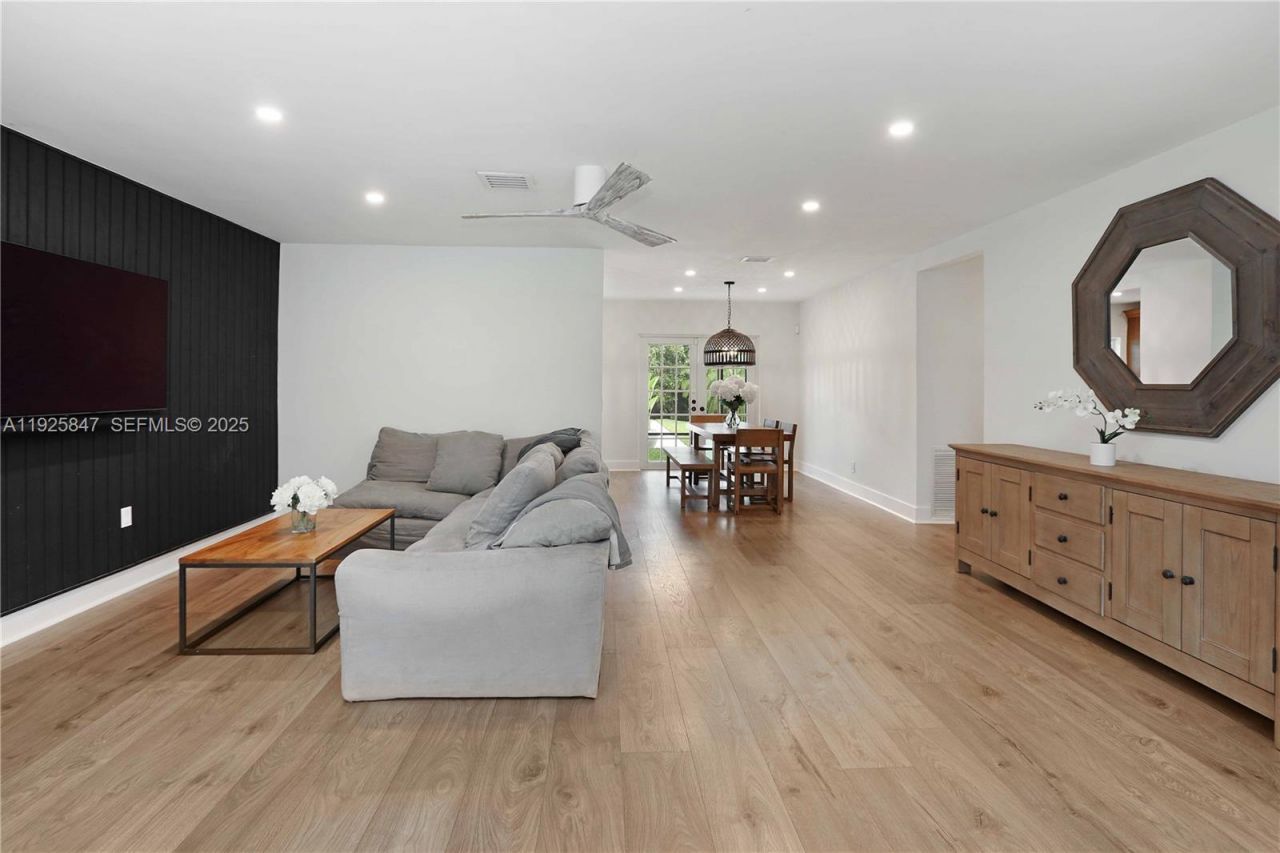 1417 Jackson St, Hollywood, FL 33020 Photo