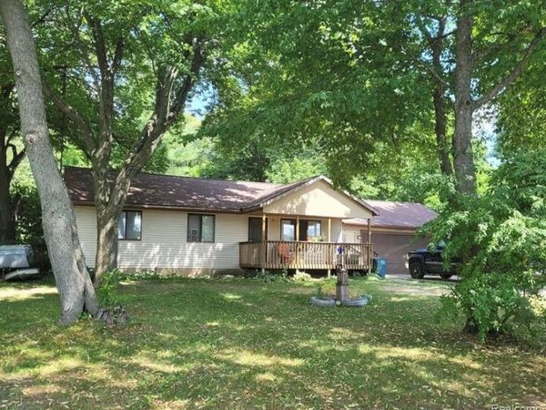 2309 S Elba Road, Elba Twp, MI 48446