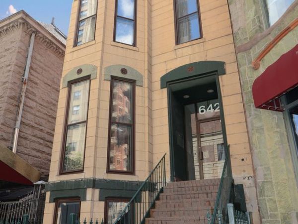 642 N Dearborn Street, Chicago, IL 60654