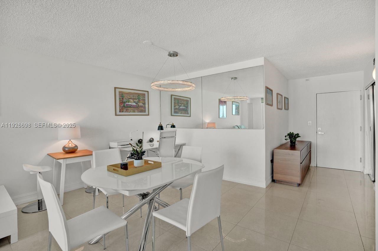 90 Alton Rd, Unit 2907, Miami Beach, FL 33139 Photo